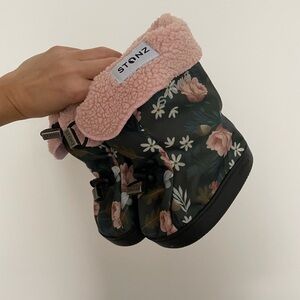 STONZ baby boots+ pink liners